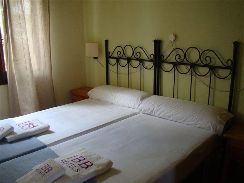 Apartamentos Binibeca Mar エクステリア 写真